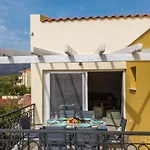 아파트호텔 Aldebaran Homes 3*