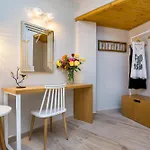 아파트호텔 Aldebaran Homes 리메나리아