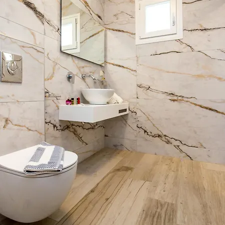 Апарт-отель Aldebaran Homes 3*