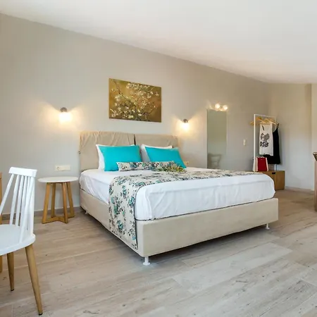 Aldebaran Homes Апарт-отель Лименария