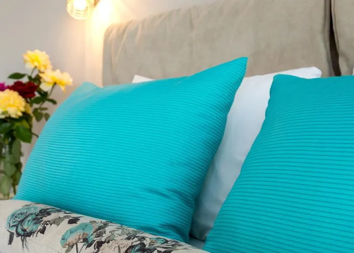 Aldebaran Homes 3* يميناريا