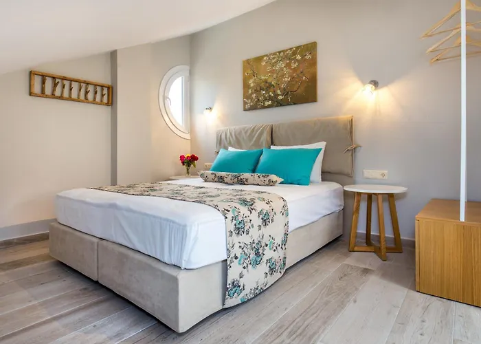 Aldebaran Homes يميناريا