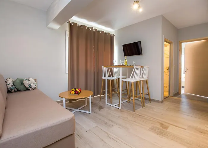 شقة فندقية Aldebaran Homes