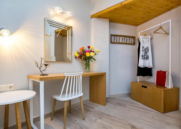 شقة فندقية Aldebaran Homes يميناريا