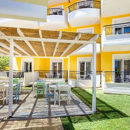 Aldebaran Homes Aparthotel *