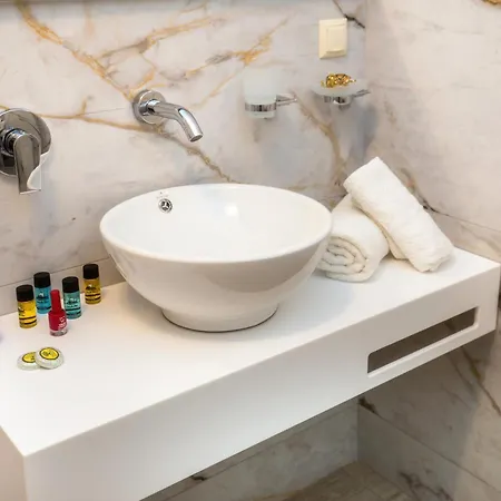 Aldebaran Homes アパートホテル リメナリア